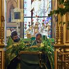8 июня 2025 года в храме Воскресения Словущего прошло празднование Пятидесятницы